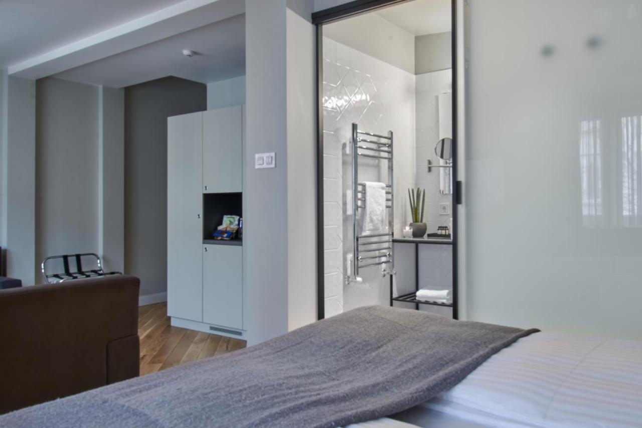 The Embassy Suites Sofia Zewnętrze zdjęcie